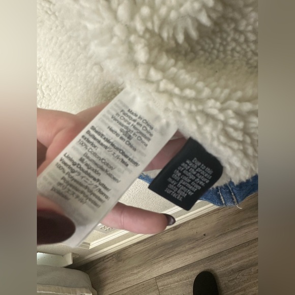 Madewell Sherpa Lined Jean Jacket Oversized size small - Picture 6 of 10